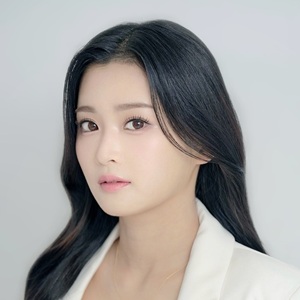 アートメイクアーティスト 髙濱くるみ